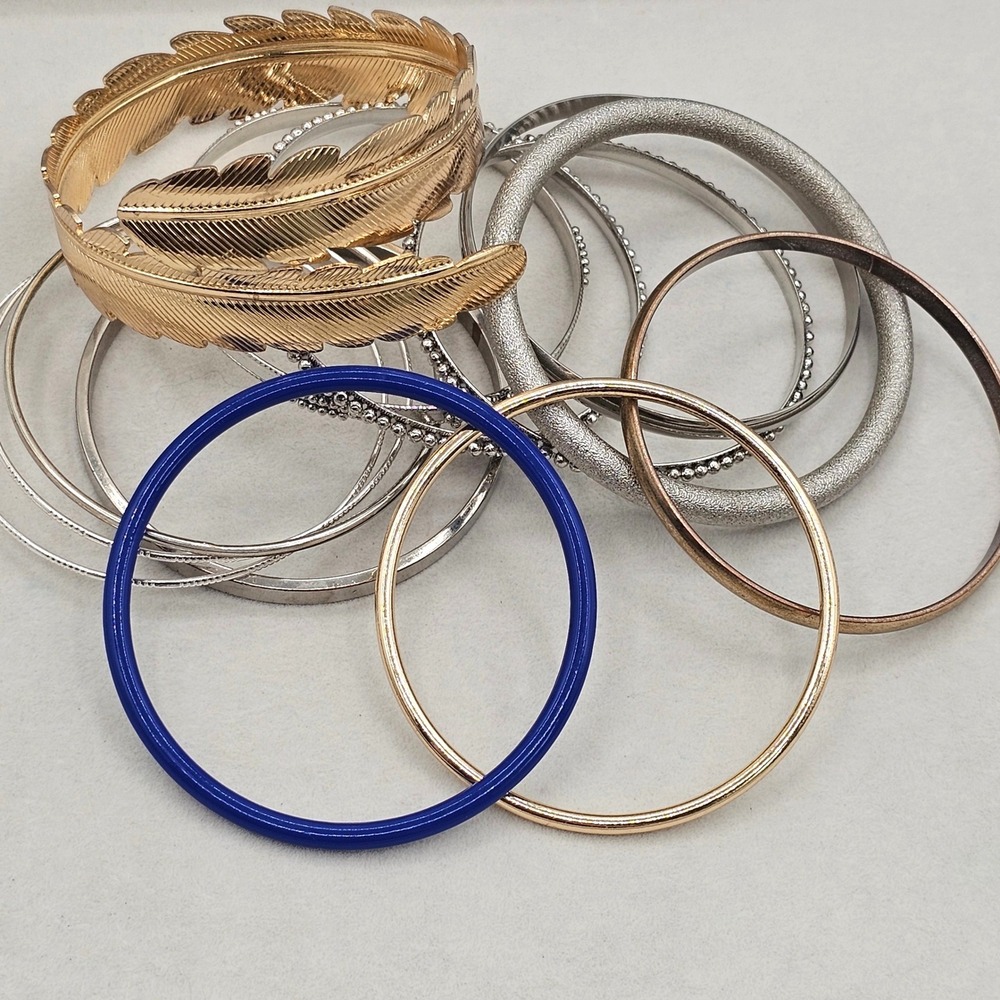 Vintage Bangle Bracelet Size 8.25" Lot Gold Silver Tone Textured Leaf Stackable